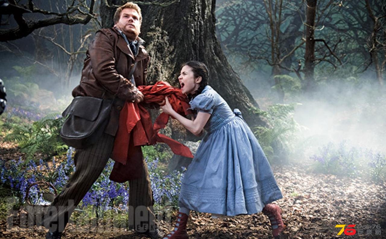 intothewoods_16.jpg