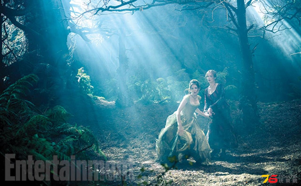 intothewoods_18.jpg