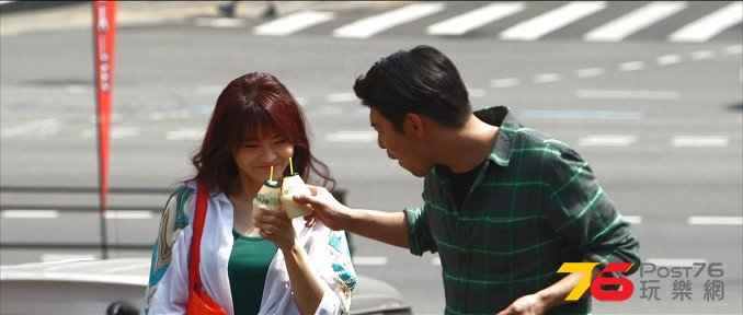 위층 여자2.jpg