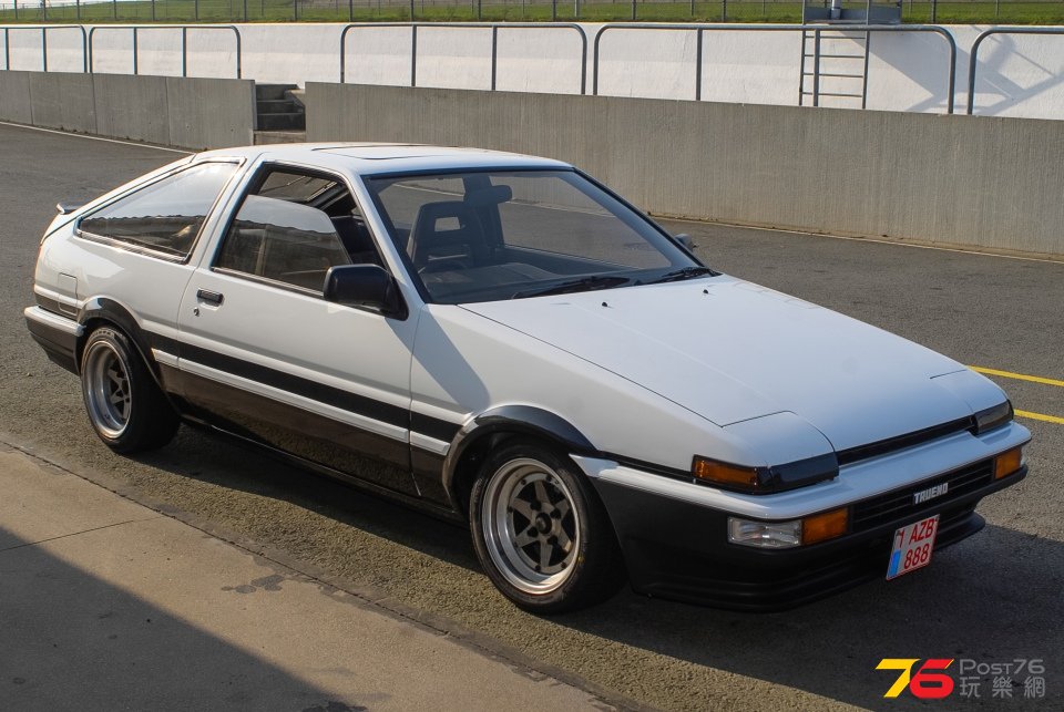 toyota-ae86-trueno_1.jpg