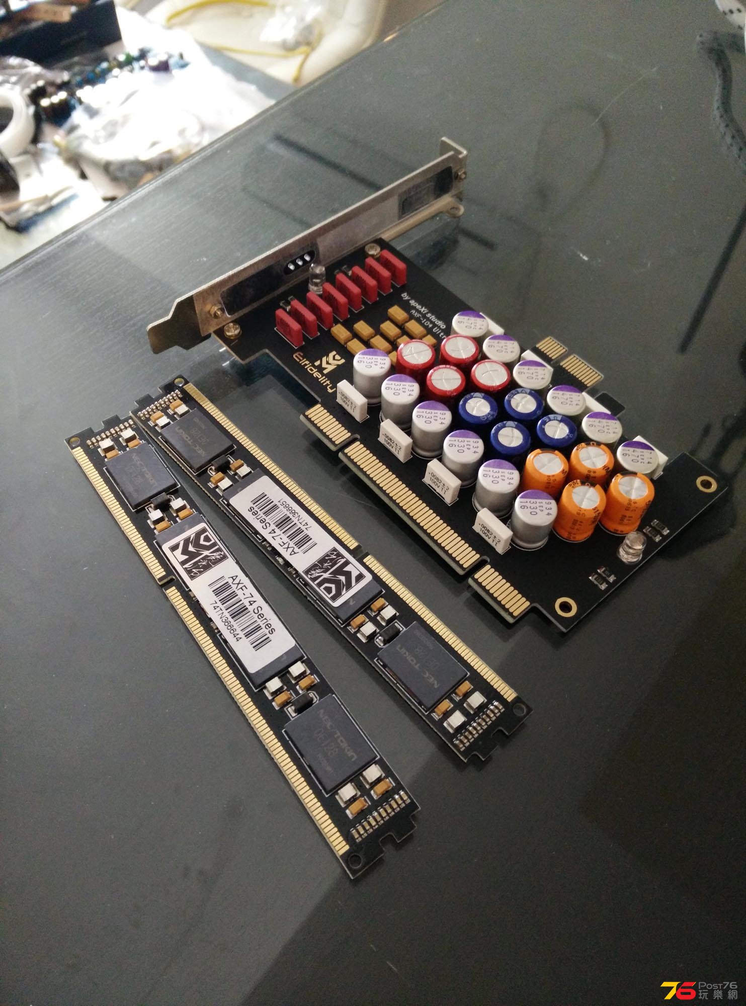水塘陣 - 分別插系DDR ram 同PCI 槽