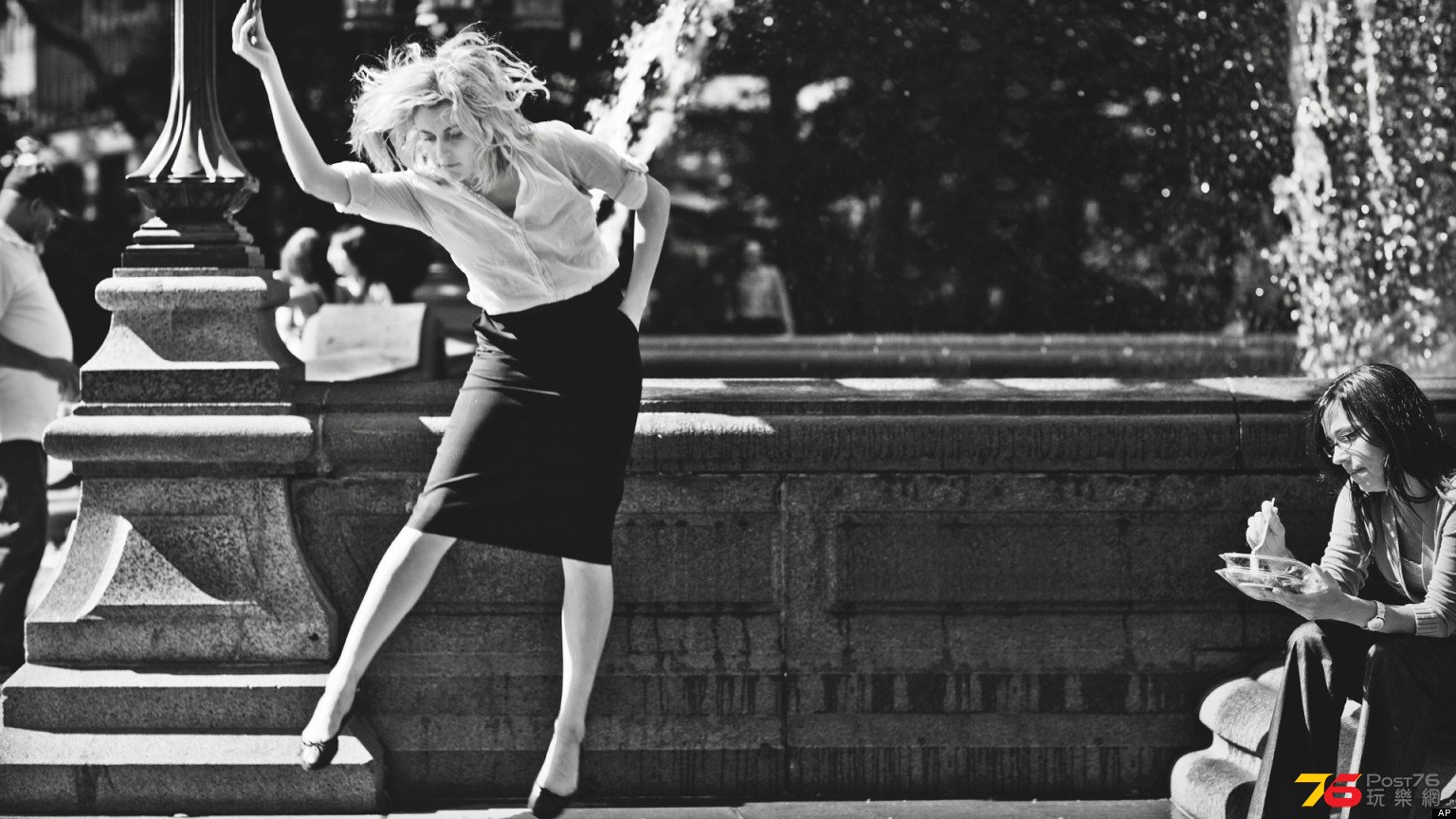 o-FRANCES-HA-REVIEW-facebook.jpg