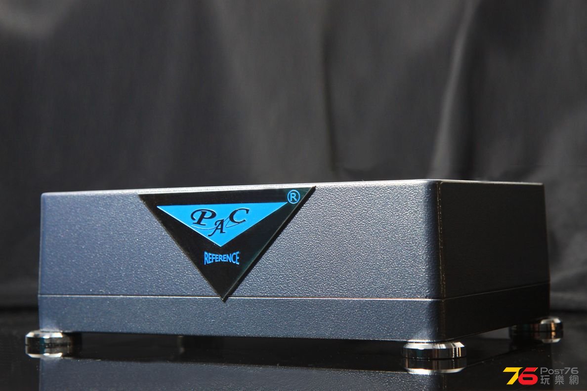 gray box2.jpg