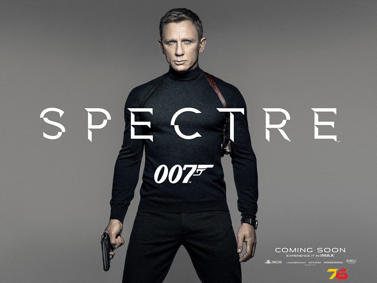 bond24_2.jpg