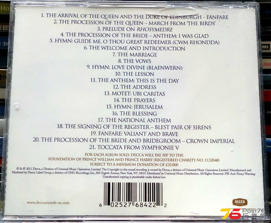 The%20Royal%20Wedding%20-%20The%20Official%20Album%20b.JPG