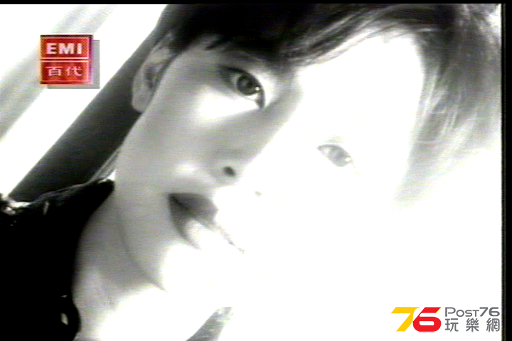 vlcsnap-2015-04-27-12h18m14s375.png