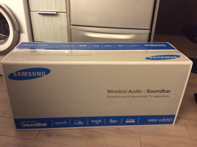 全新Samsung wireless soundbar & subwoofer HW-H550