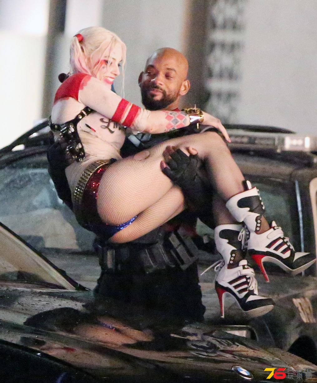 Will-Smith-and-Margot-Robbie.jpg