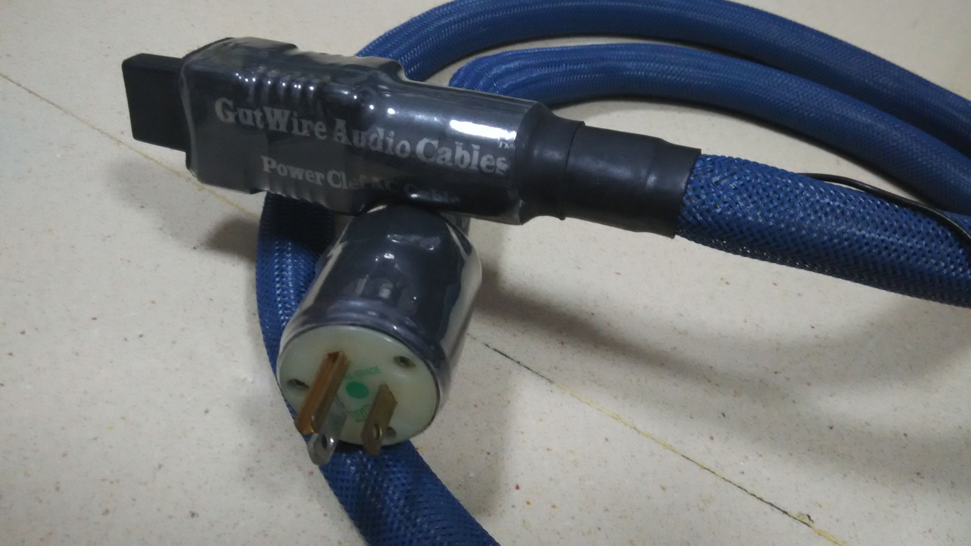 gutwire power clef AC cable.