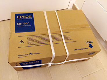 EPSON EB-1960_02.jpg