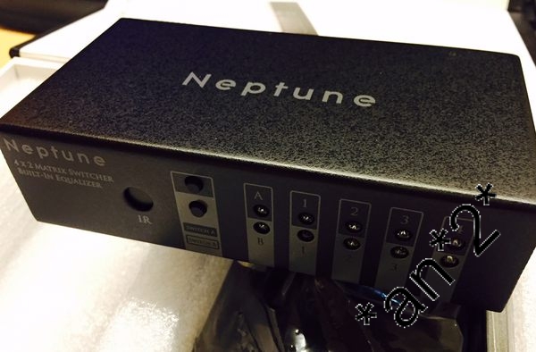 NEPTUNE 4x2 Matrix 3D HDMI 分線器