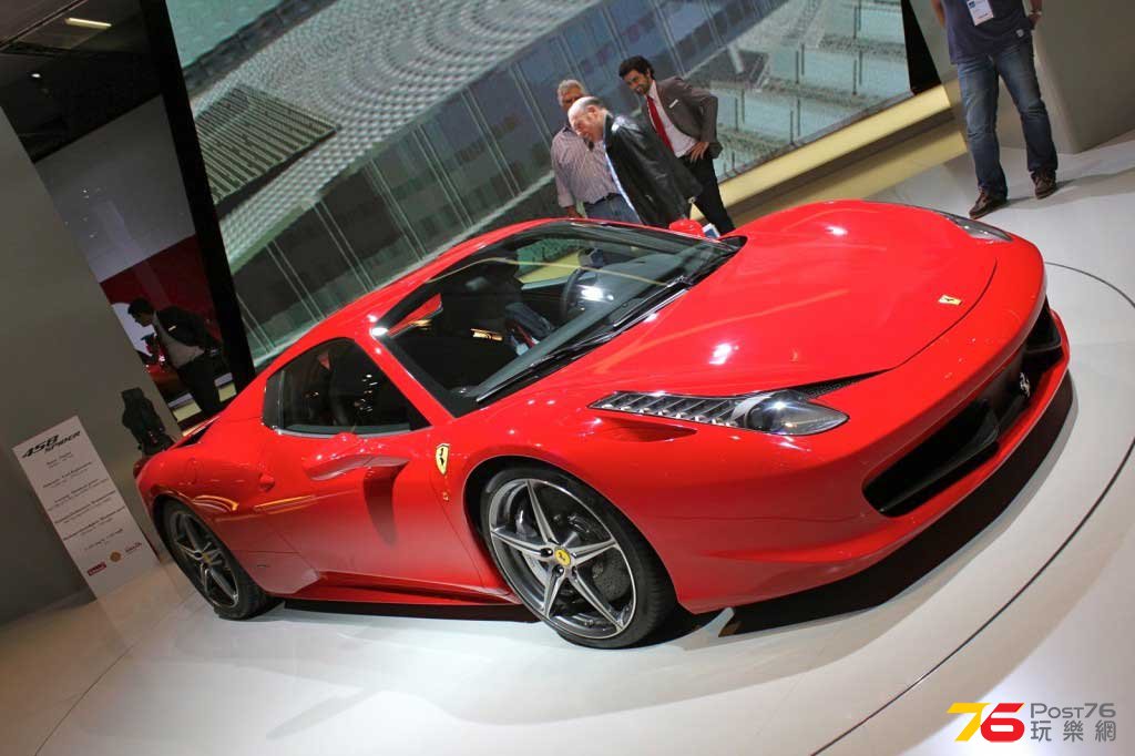 ferrari-458-italia_red.jpg