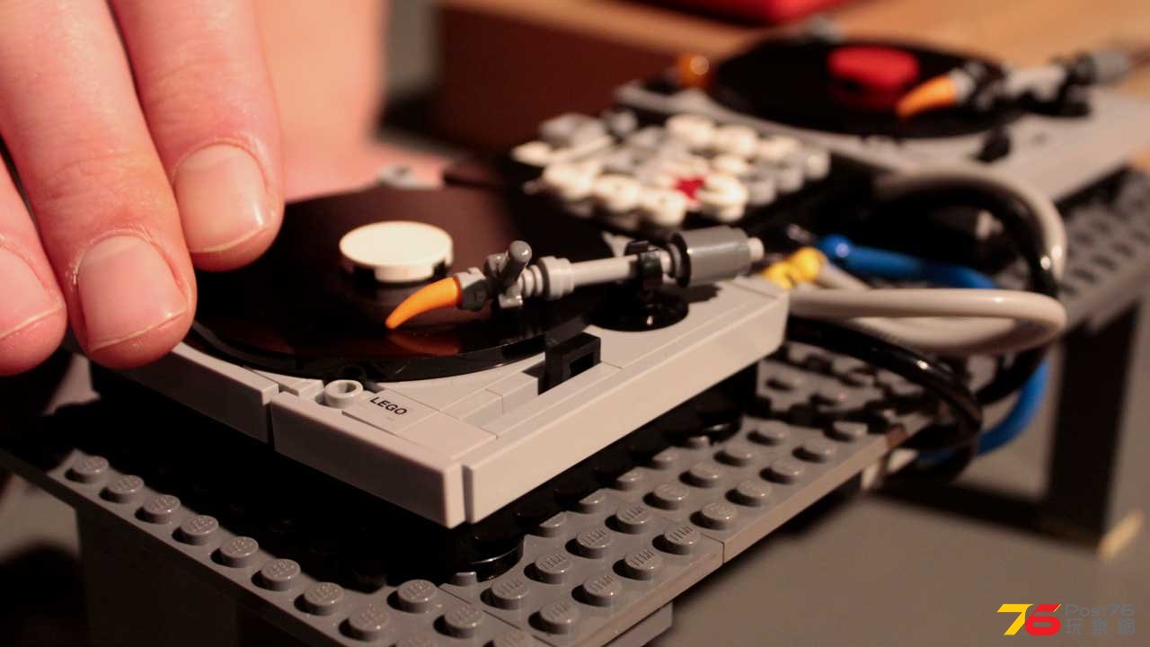 LegoTurntable-XL-30per.jpg
