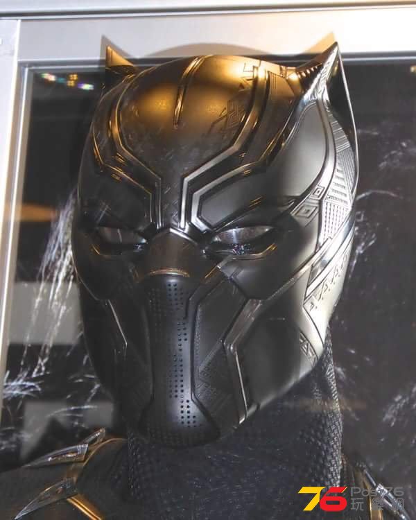 black 1.jpg