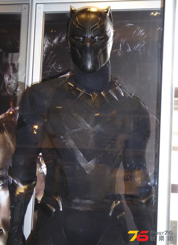 black 3.jpg