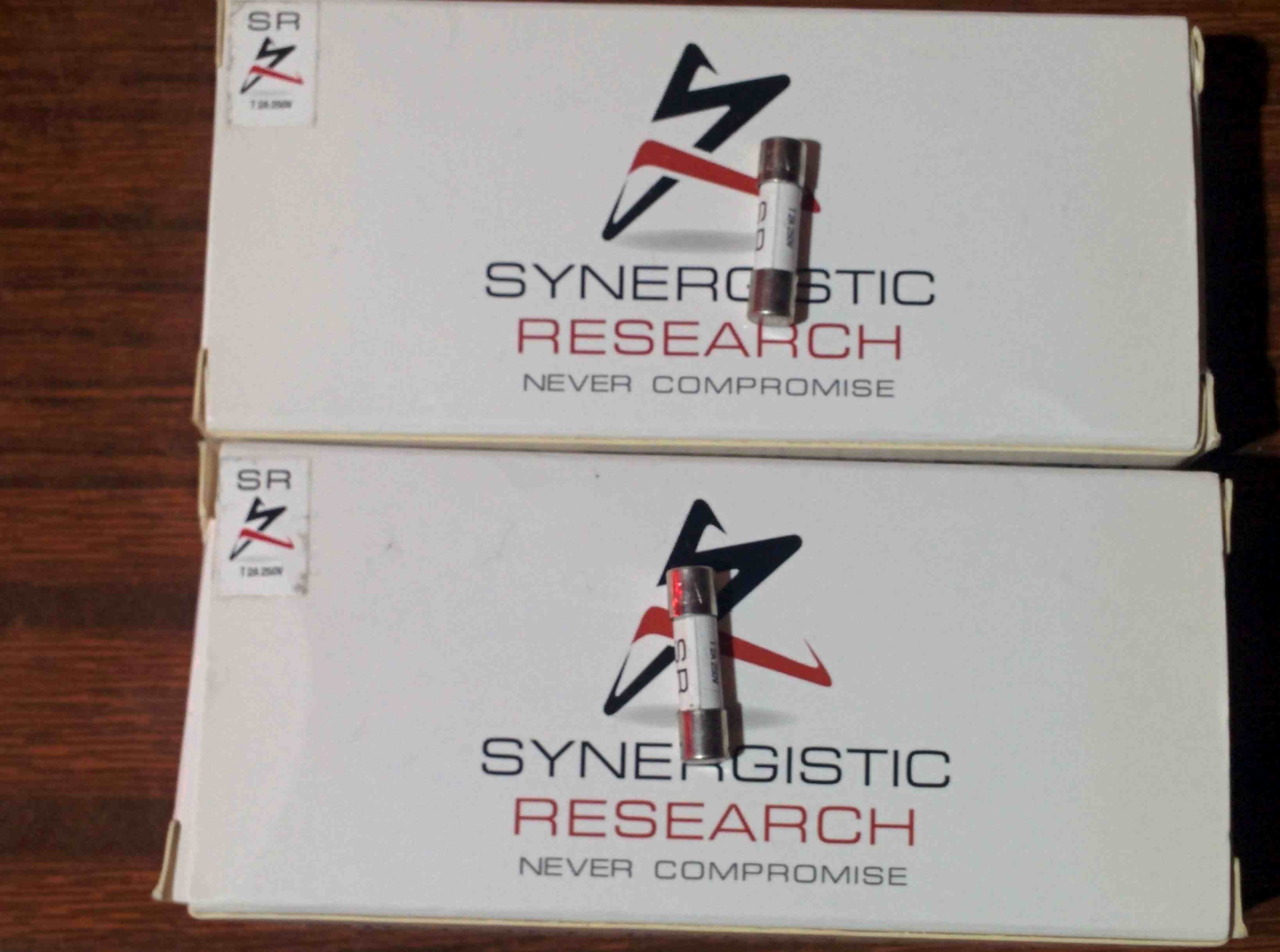 Synergistic Research SR RED Fuse