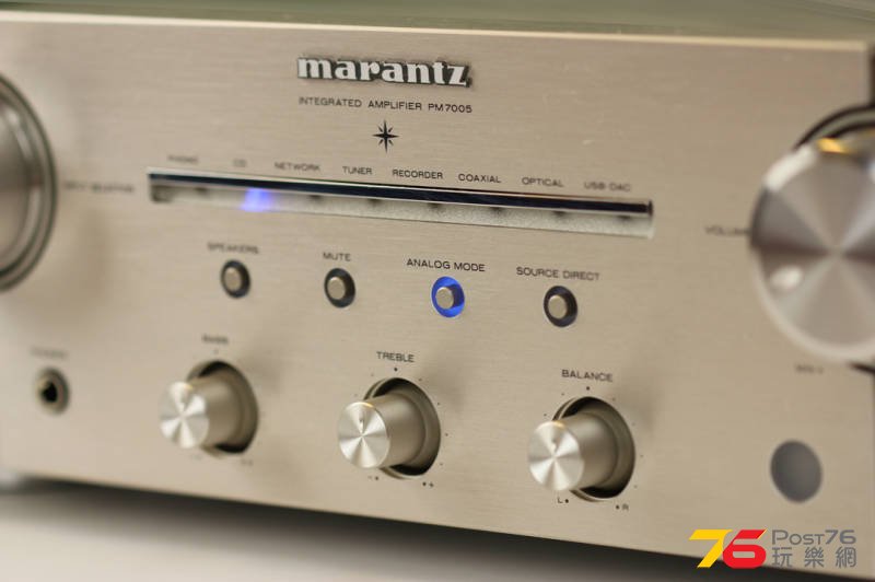 Marantz-7005-integrated-amplifier-detail.jpg