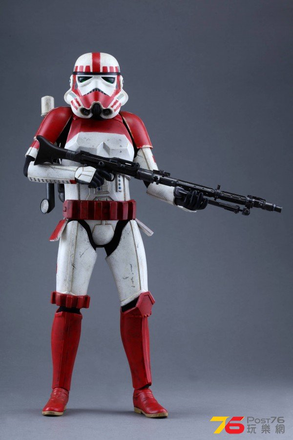 PS4-xHot-Toys-Star-Wars-Battlefront-Figure-6-600x900.jpg