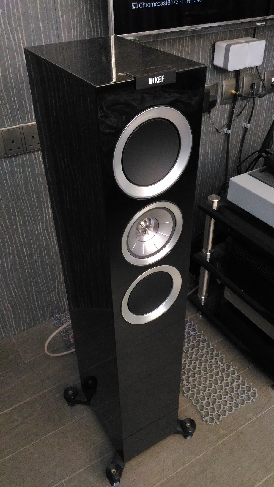 KEF R500 鋼琴黑(已售)