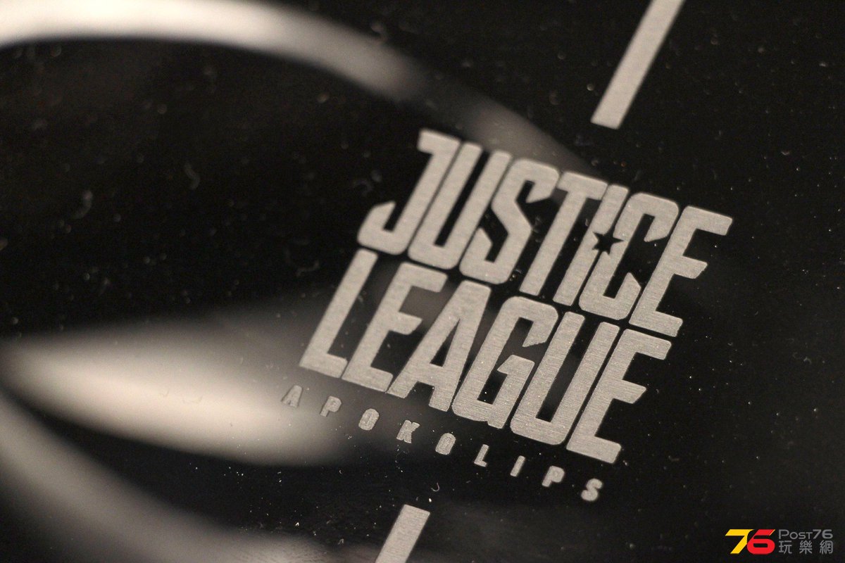 Batman-Liga-de-la-Justicia-armadura-3.jpg