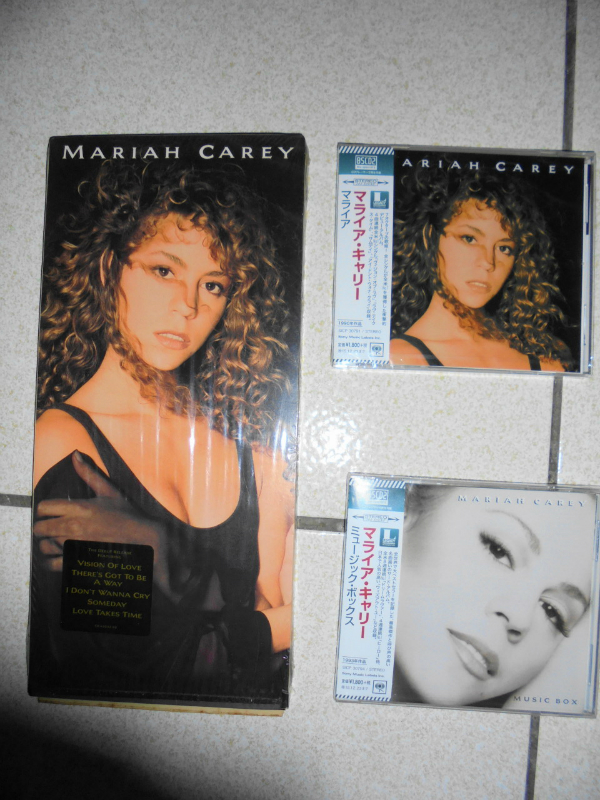 左邊是Mariah Carey(1990)的美版長條紙盒