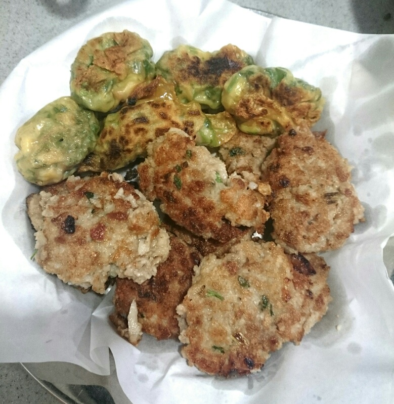 DSC-2764臘腸豬肉煎蓮藕餅.JPG