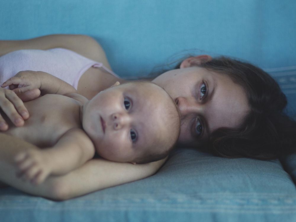 Las hijas de Abril2.jpg