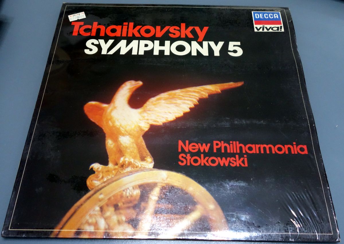 Tchaikovsky  Symphony 5  Stokowski New Philharmonia LP a.JPG