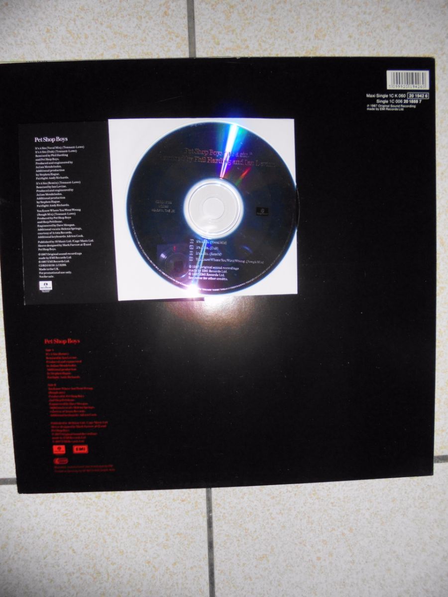 German 12" Single與UK Promo CD single的背面內容不同，唯一相同的就是You Know Where You Went Wrong的Ro ...