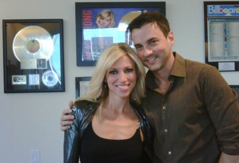 debbie-gibson-tommy-page-L3o1I2VV1A.jpg