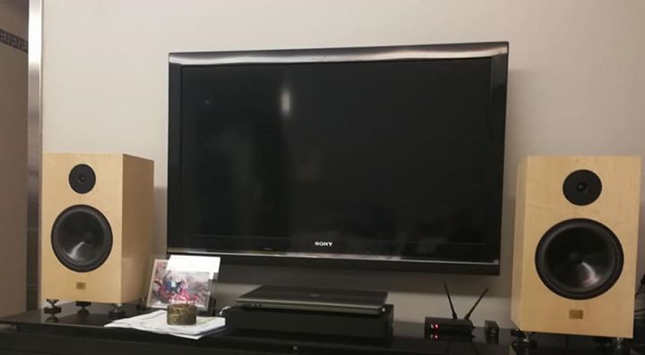 26231042_325173704633976_3035959796647247641_n.jpg