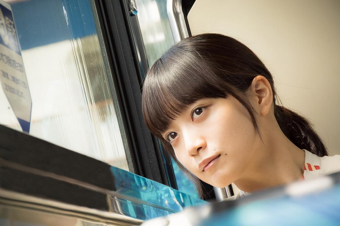 深川麻衣.jpg