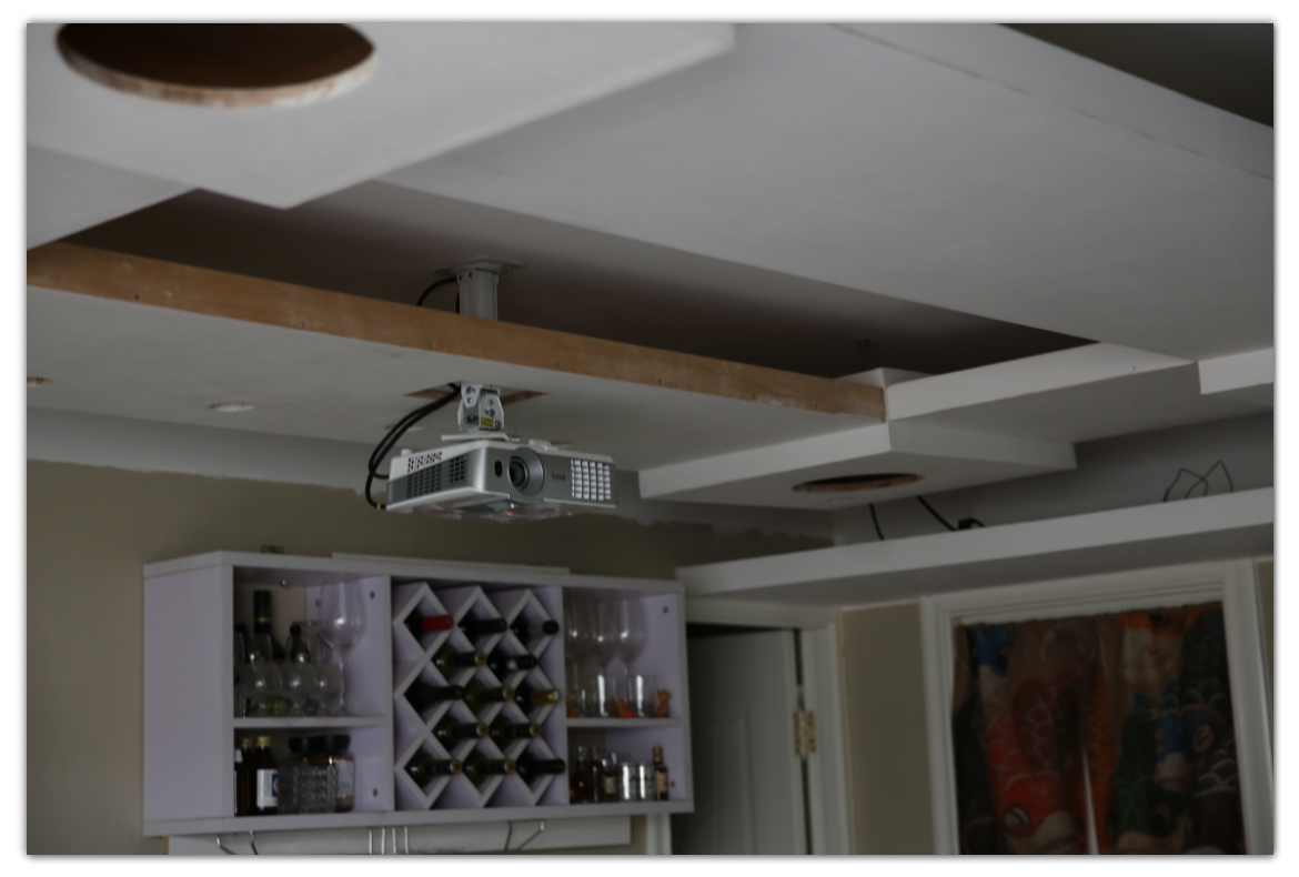 Ceiling speakers (12).jpg