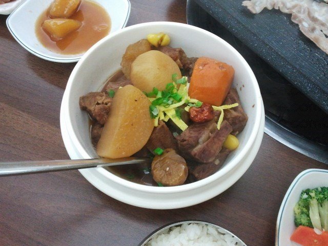 燜牛肋骨.jpg