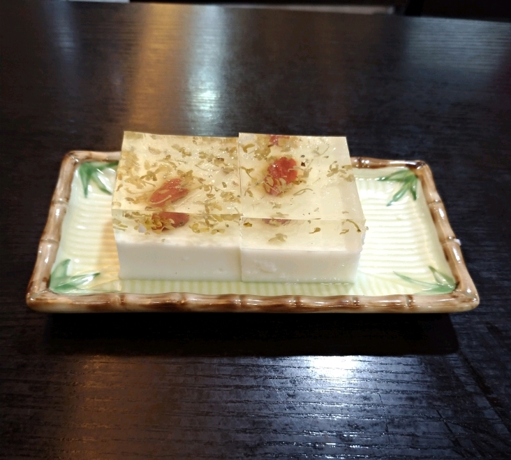椰執貴花高.jpg