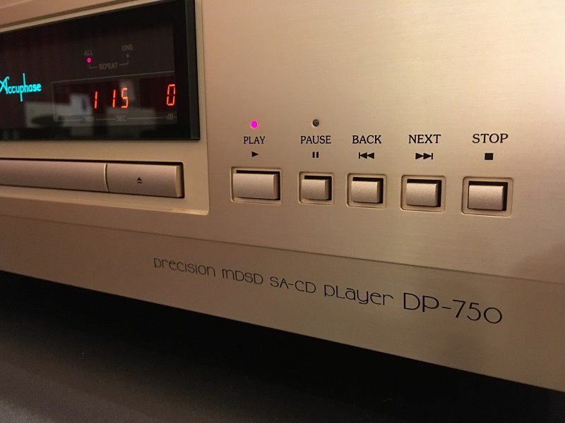 Accuphase DP-750 FRONT.JPG