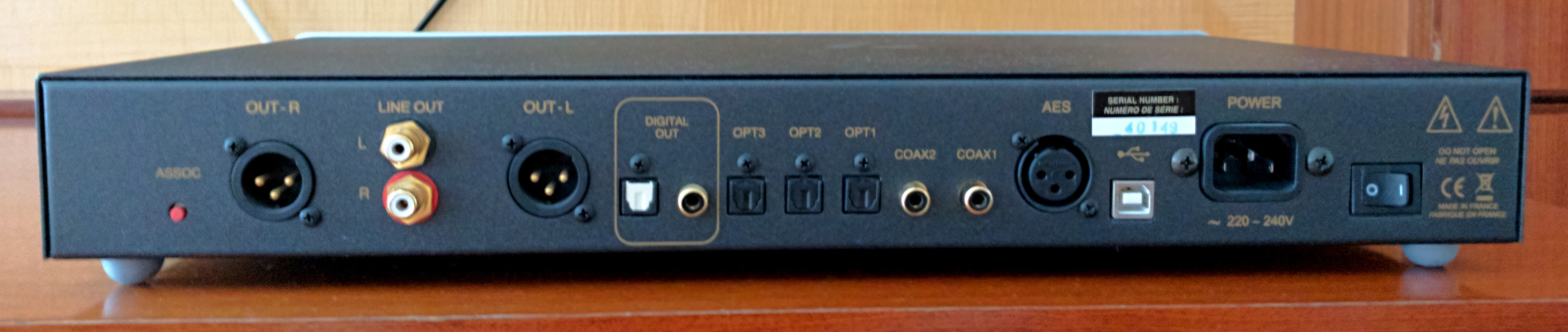 Atoll DAC200 Back.jpg