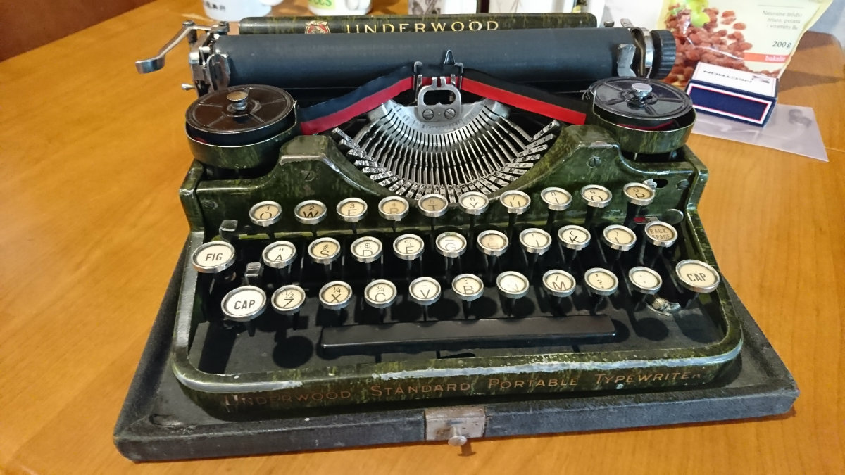 212532y77qc7szvs77cocv.jpg