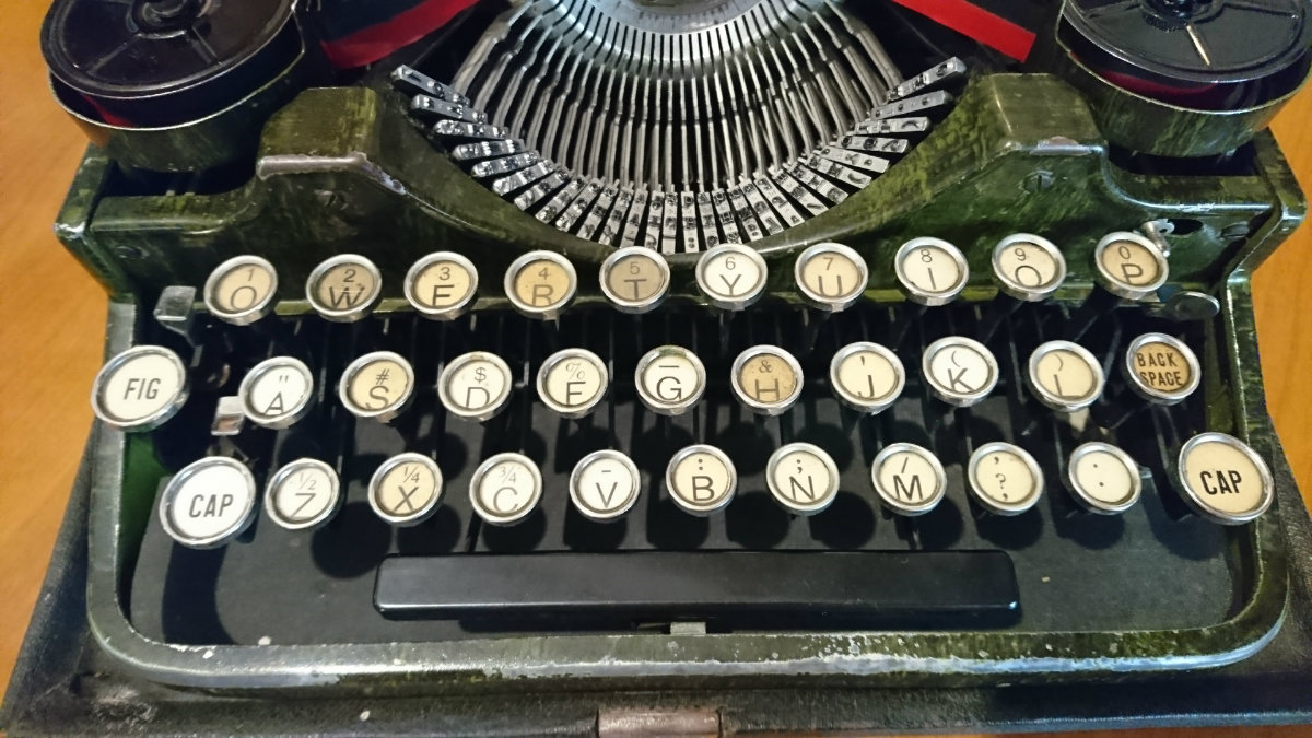 212533hkf7wyskm4rp3772.jpg