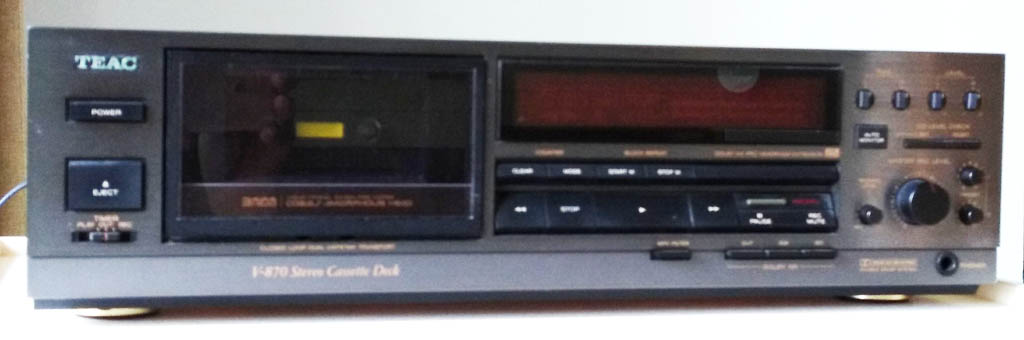 TEAC V-870 Stereo Cassette Deck - 02 - resize.jpg