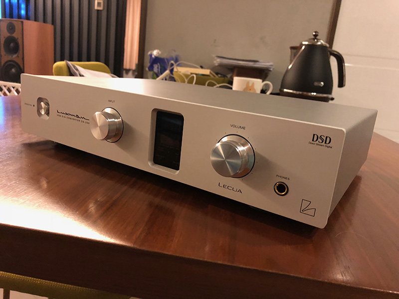 luxman250_03.jpg