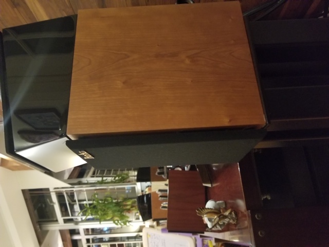 Speaker &amp; stand 2.jpg