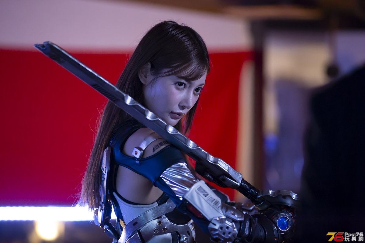 アイアンガール FINAL WARS4.jpg