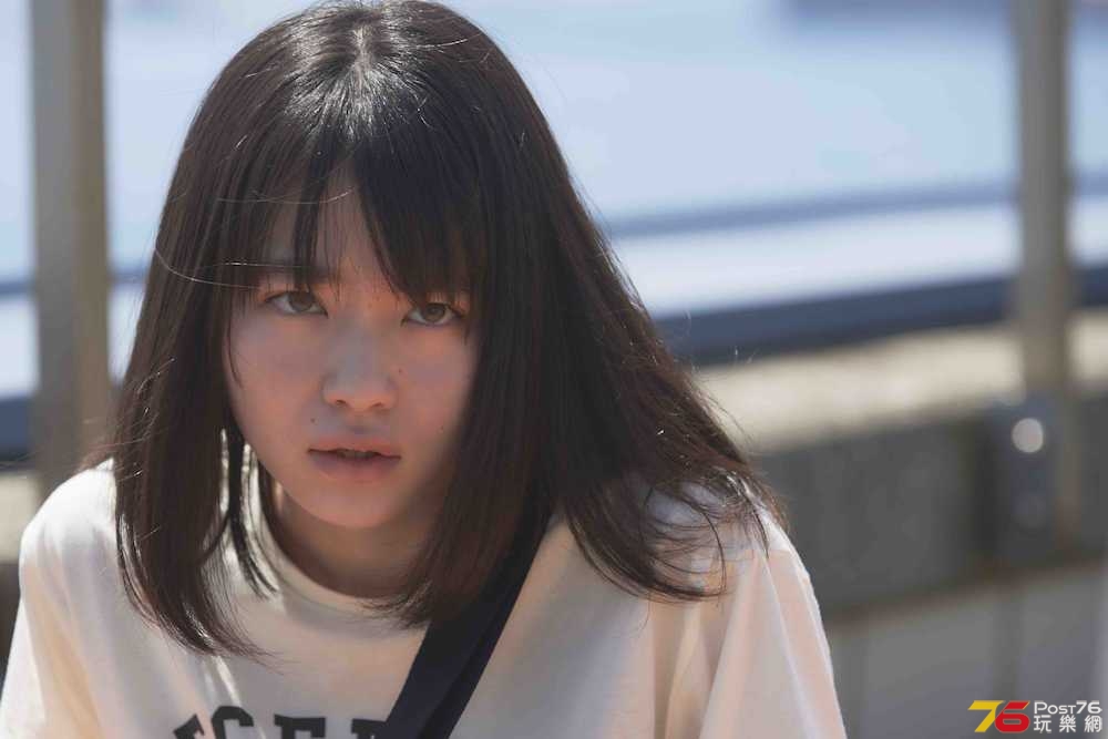 山田杏奈.jpg