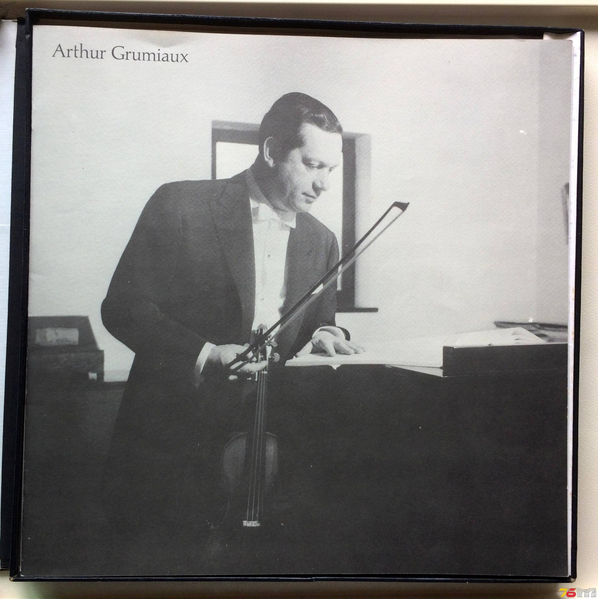Grumiaux - 7 concertos - booklet cover.JPG