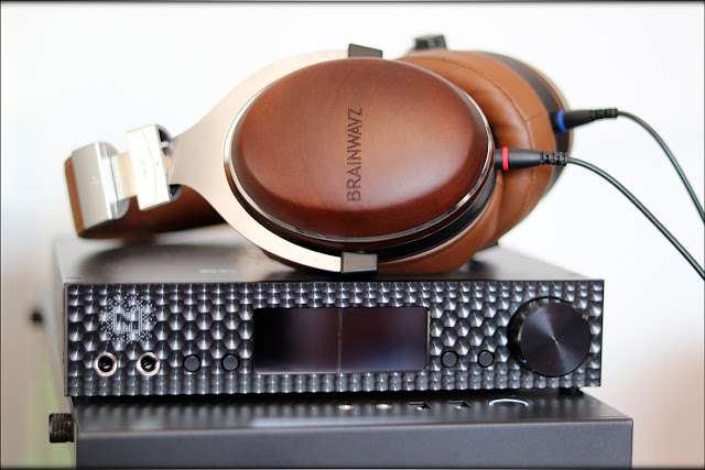 Mytek-Brooklyn-DAC-Plus-DACPLUS-DAC-Headphone-Amplifier-Flagship-Review-Audiophi.jpg