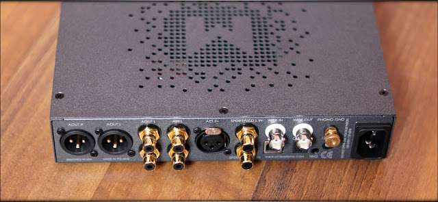 Mytek-Brooklyn-DAC-Plus-DACPLUS-DAC-Headphone-Amplifier-Flagship-Review-Audiophi.jpg