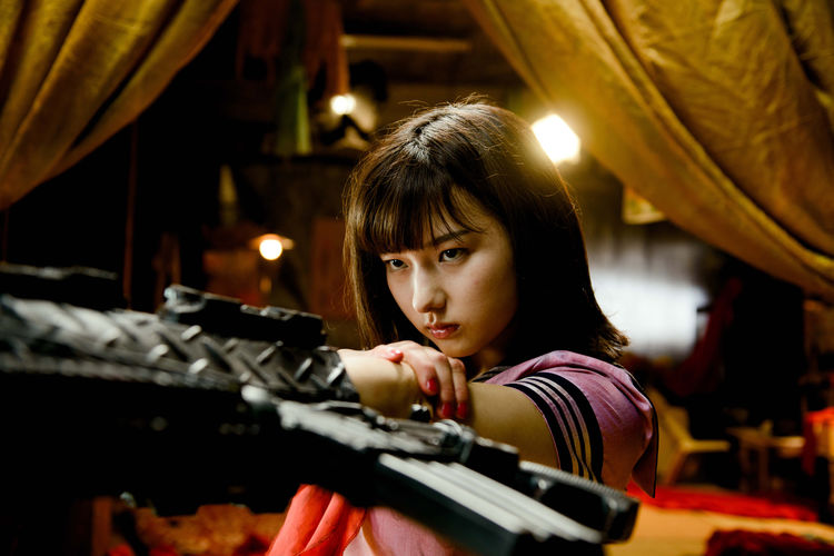burstmachinegirl_201906_01_fixw_750_lt.jpg