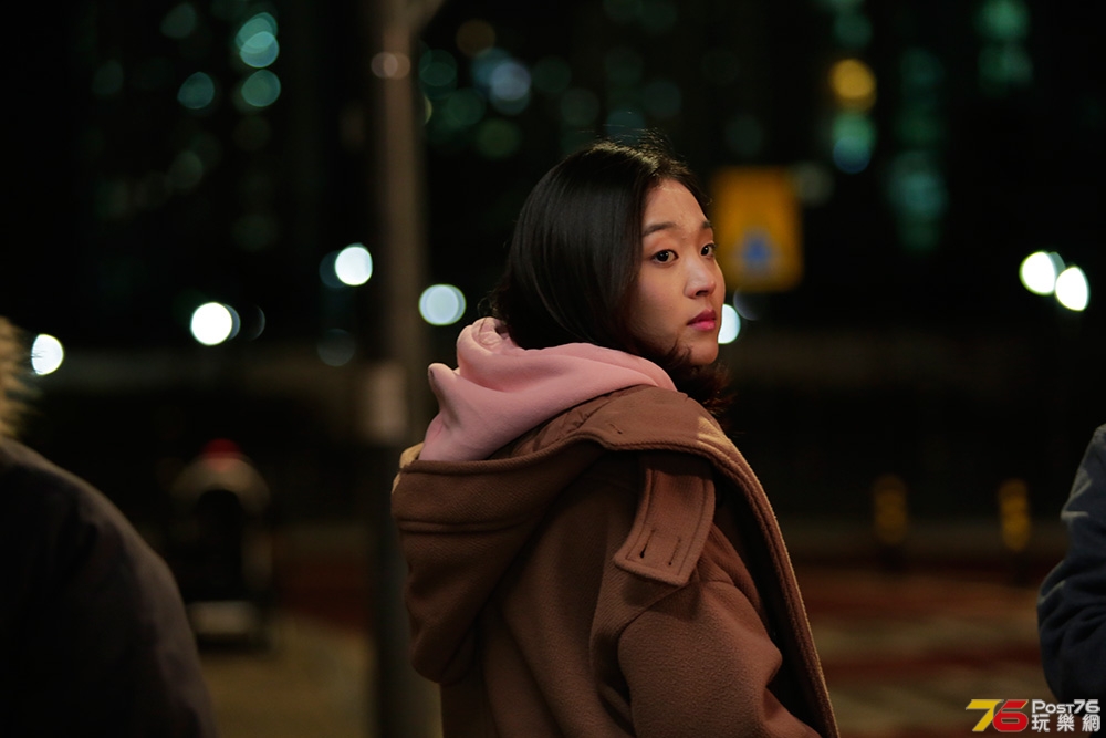 계절과 계절 사이.jpg