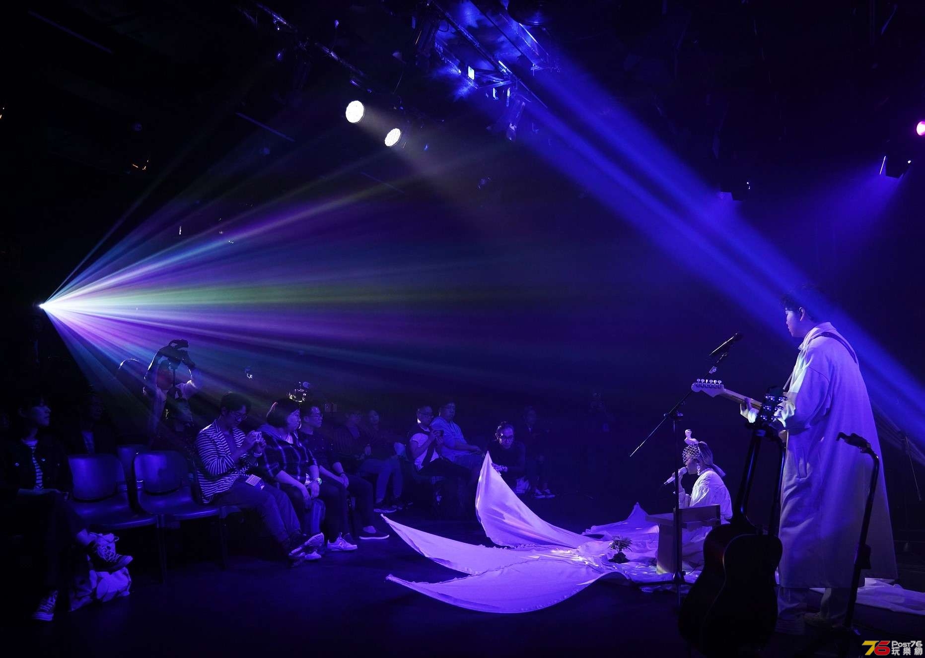小塵埃新碟 Little by Little 發佈會 - Live Photo 9.jpg